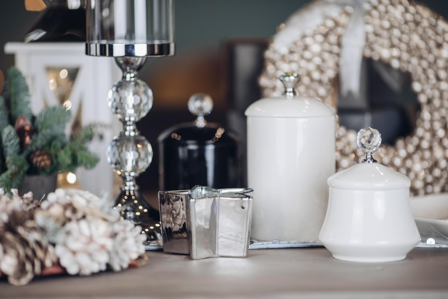 5 Ways to Style a Silver Tray in Your Living Room